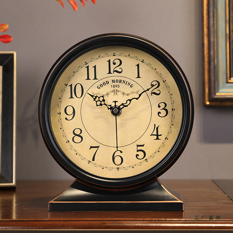 欧式复古座钟客厅2025新款时钟摆台式钟表轻奢桌面感美式坐钟